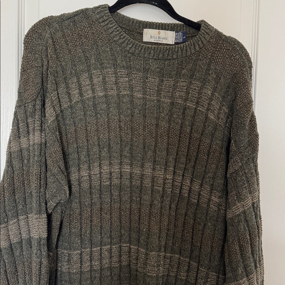Bill Blass Olive and Beige Crew Neck Sweater